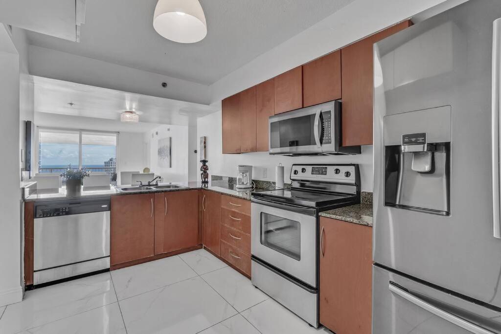 Stylish 2bed 2bath Over Brickell Skyline With Free Parking Miami