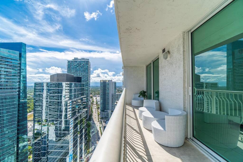 Apartment Stylish 2bed 2bath Over Brickell Skyline With Free Parking