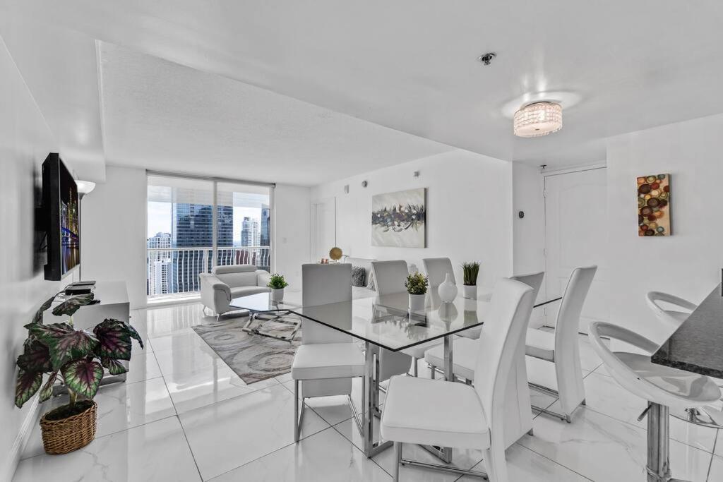 Apartment Stylish 2bed 2bath Over Brickell Skyline With Free Parking Miami