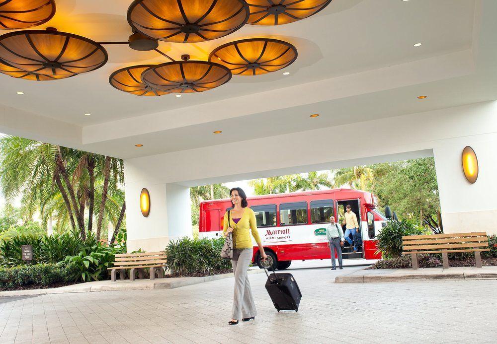 Courtyard By Marriott Airport Hotel Miami