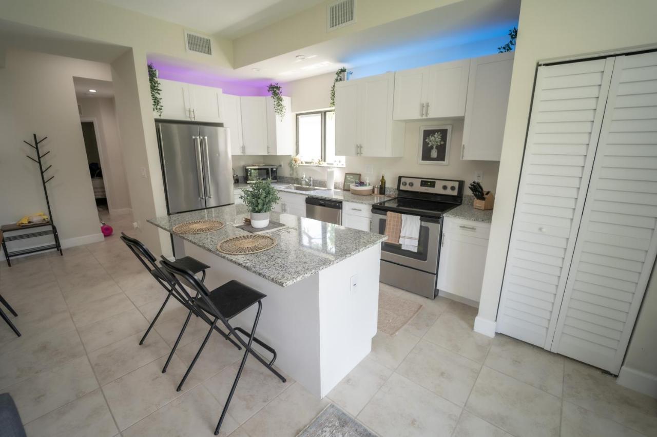Apartment Luxury Vacation! Next To Wynwood & Design District