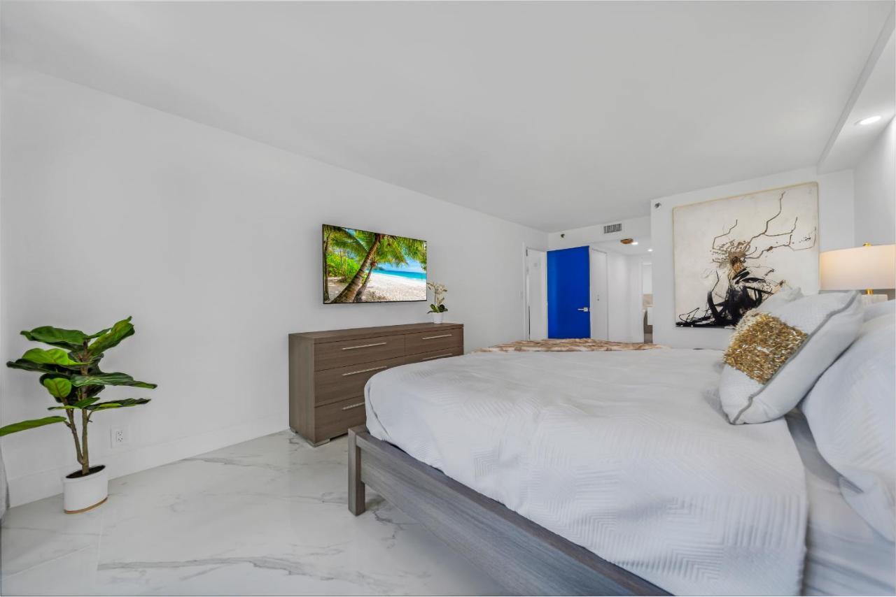 Apartment Beyond The Biscayne Bay