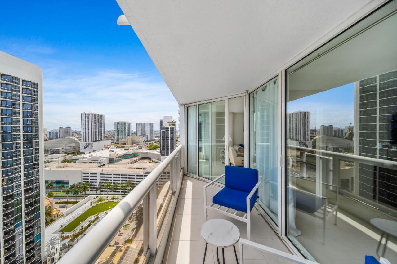 Azure Skies High Floor Apartment
