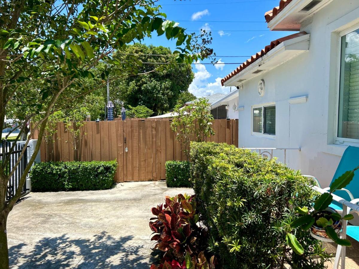 Casa de férias Main House 3 Bed 2 Bath & 1 Bed 1 Bath