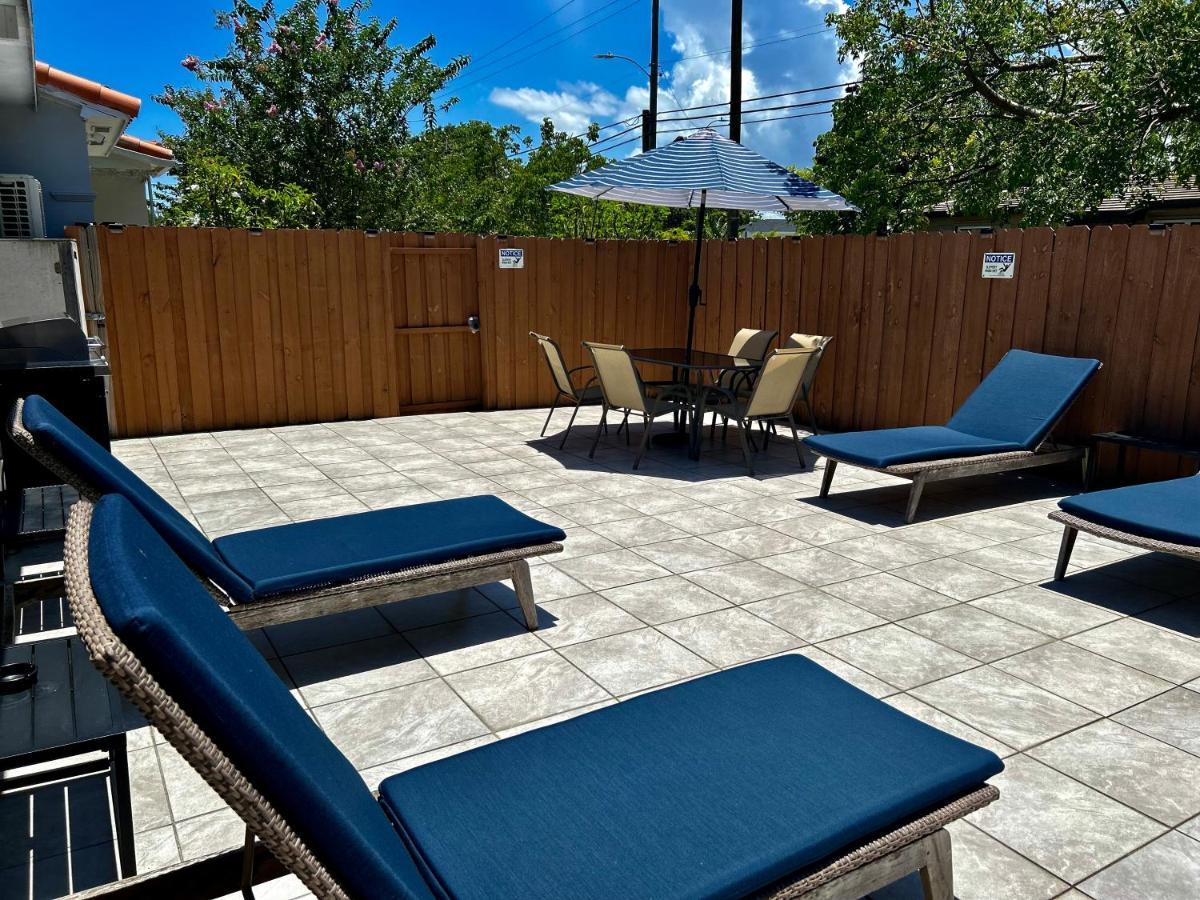 Casa de férias Main House 3 Bed 2 Bath & 1 Bed 1 Bath *