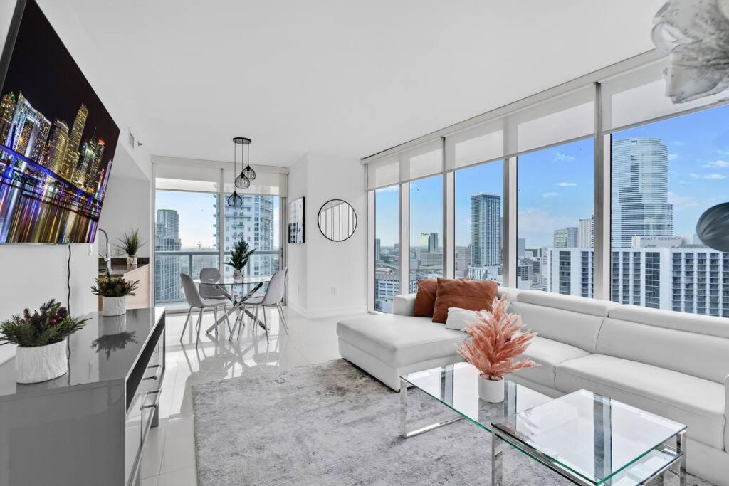 Astonishing 2 Bedroom Brickell Apartment Miami