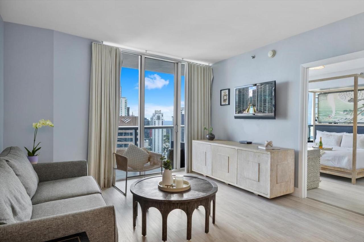 Special Offer At Icon Brickell With Ocean View Apartment
