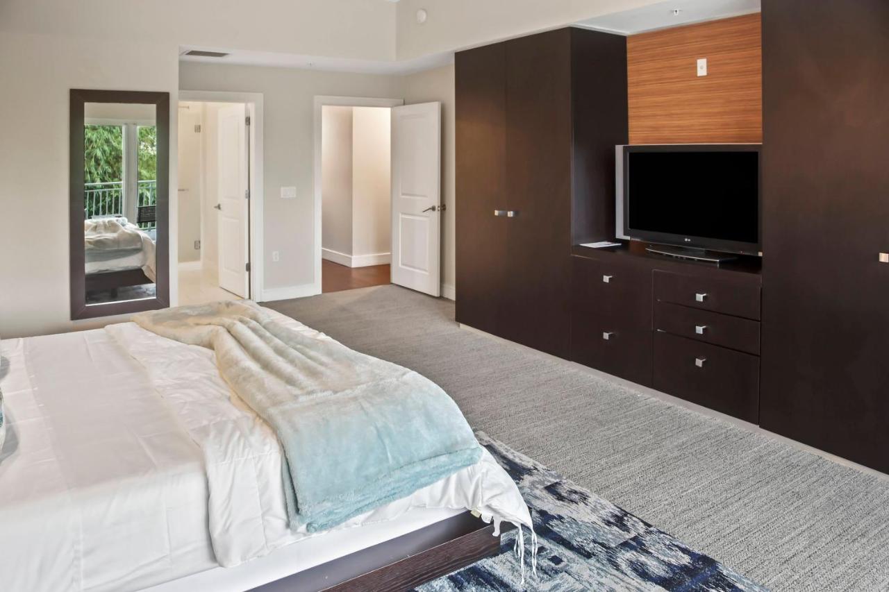 Upscale In The Heart Of Miami