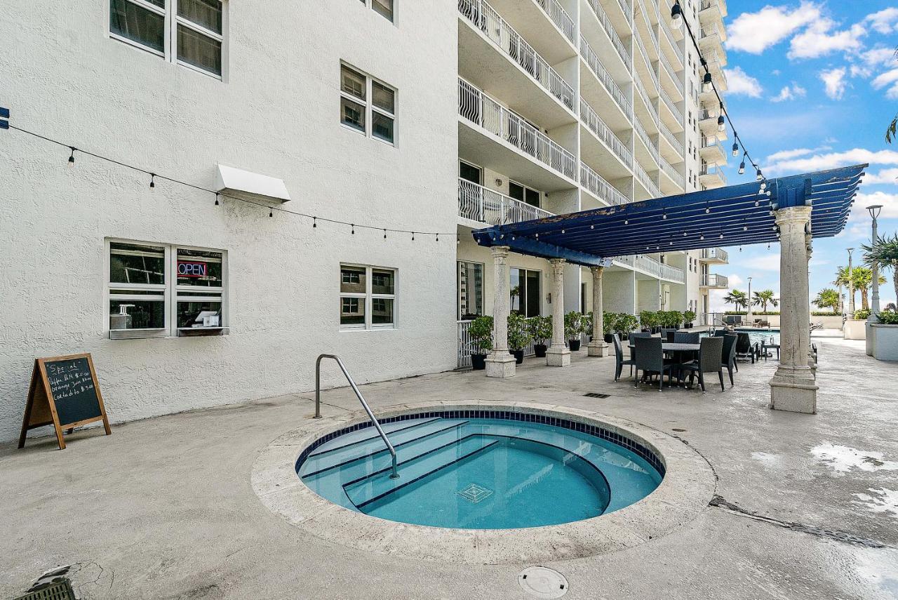 Apartment Awesome Penthouse Apt Brickell W/pool Miami