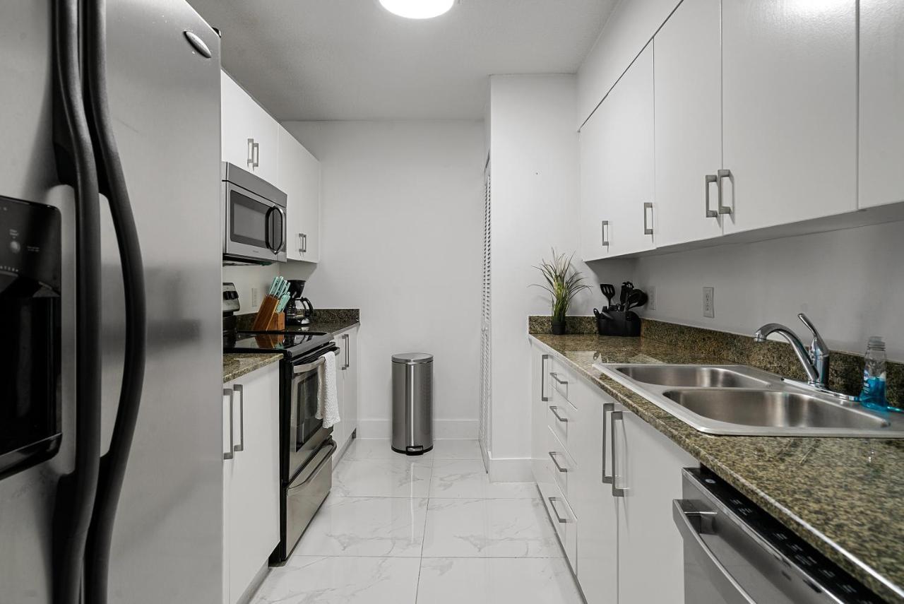 Awesome Penthouse Apt Brickell W/pool