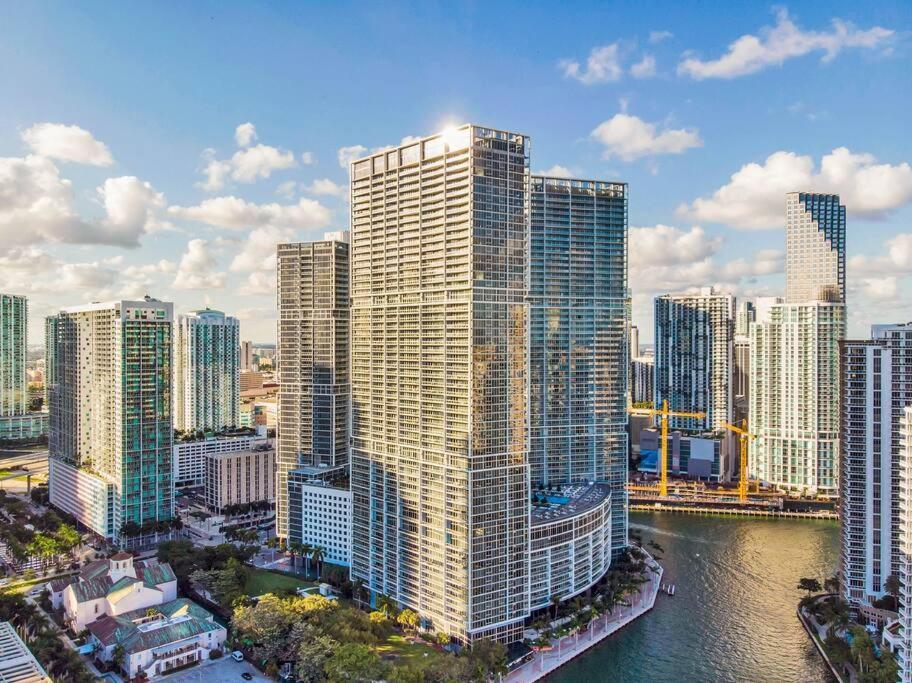 Astonishing 2 Bedroom Brickell