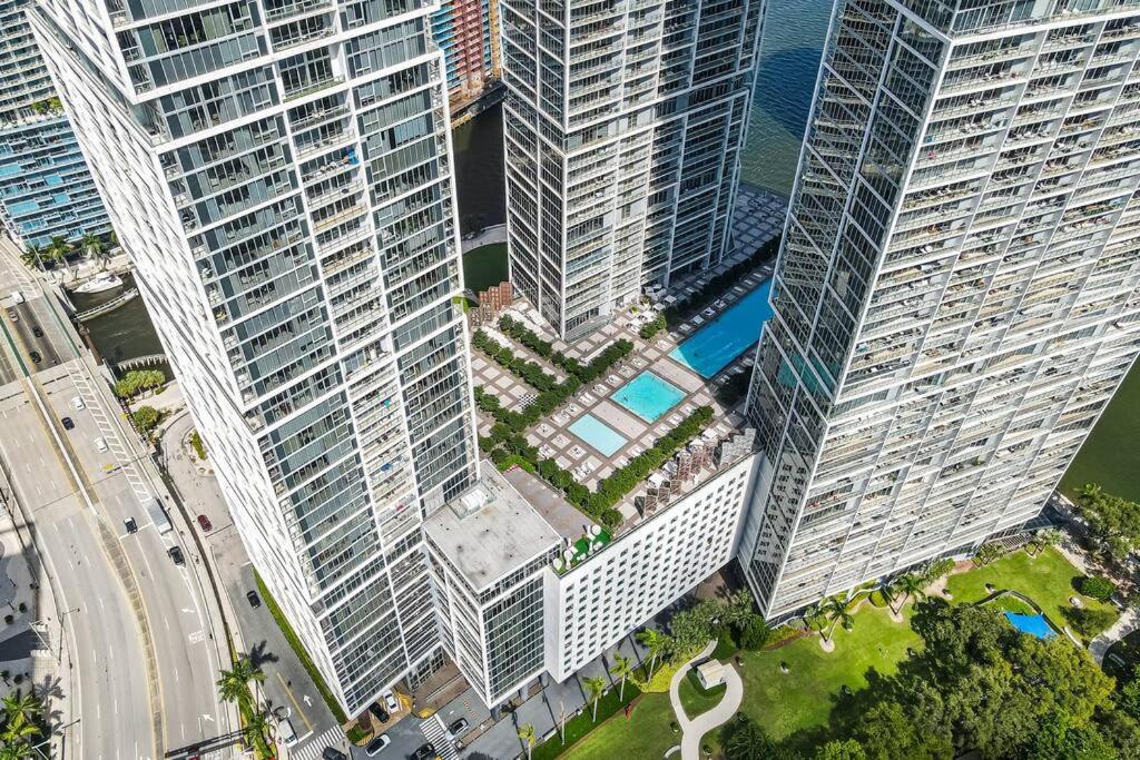 Astonishing 2 Bedroom Brickell Apartment
