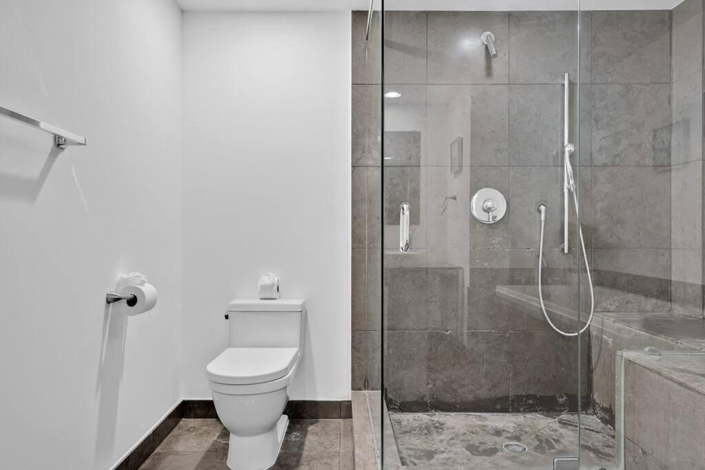 Astonishing 2 Bedroom Brickell *