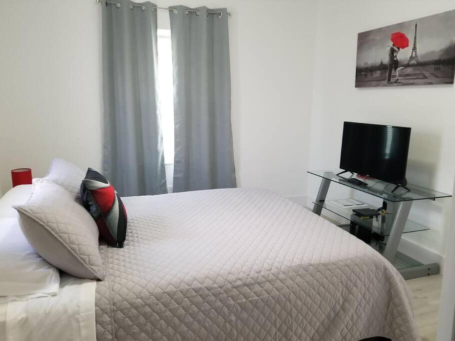Apartment My Lovely In 15 Minutes From The Miami