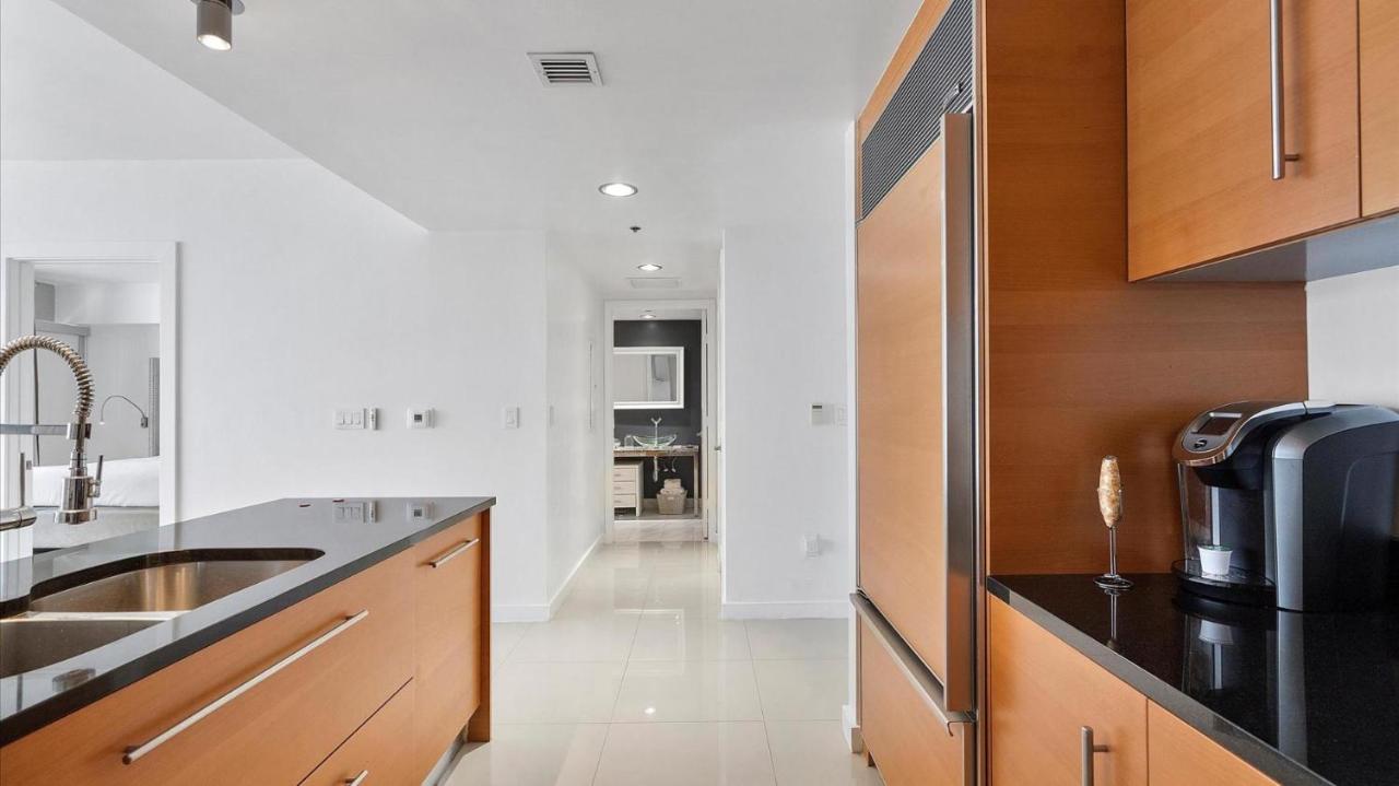 Apartment Views At Icon Brickell *