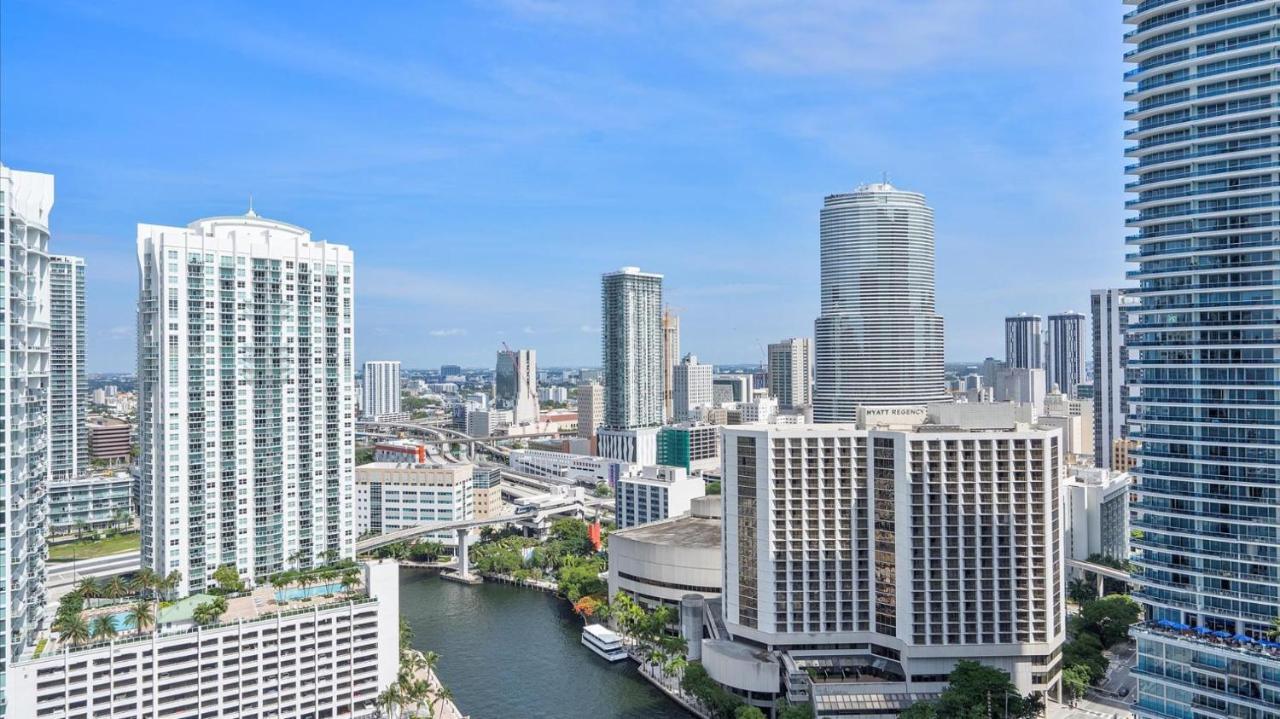 Views At Icon Brickell * Miami