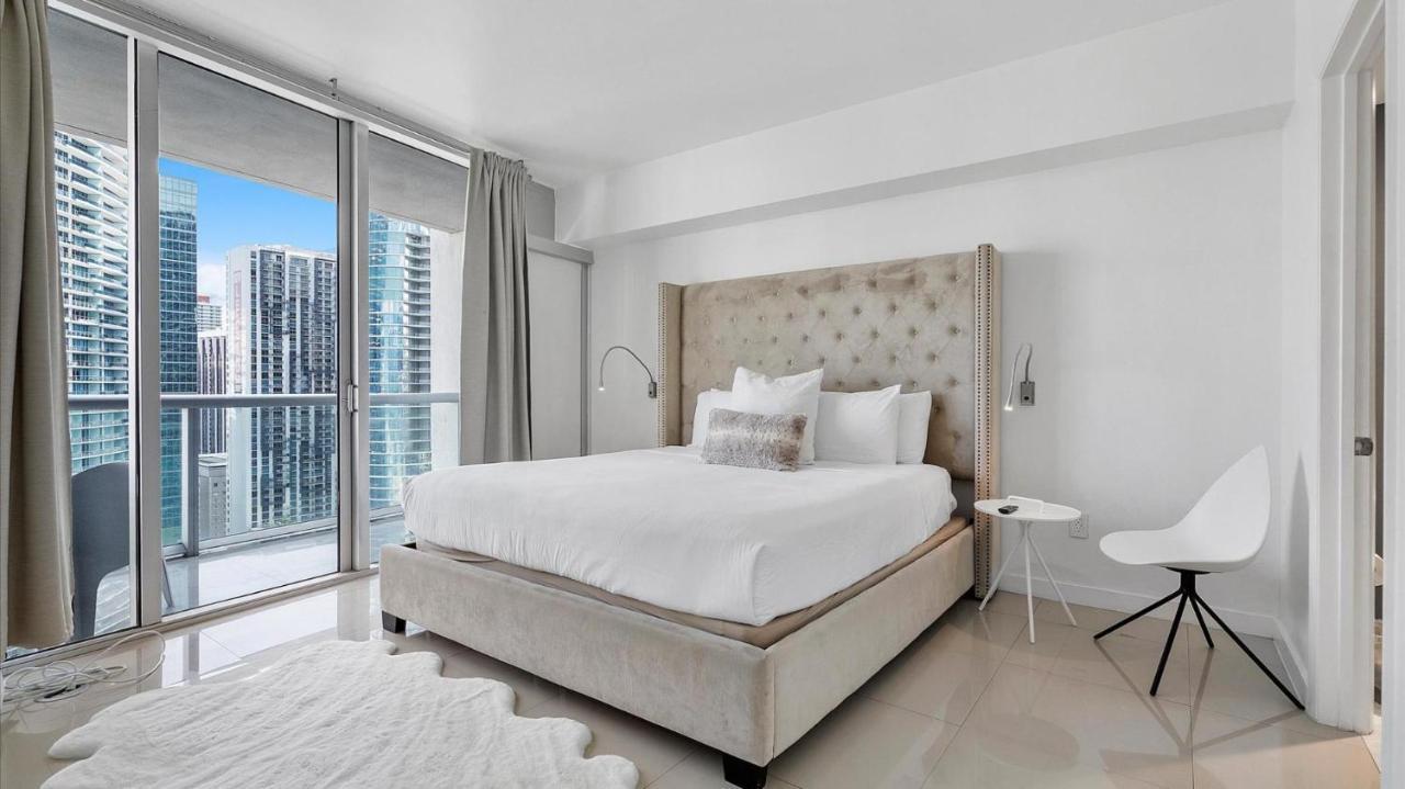 Apartment Views At Icon Brickell *