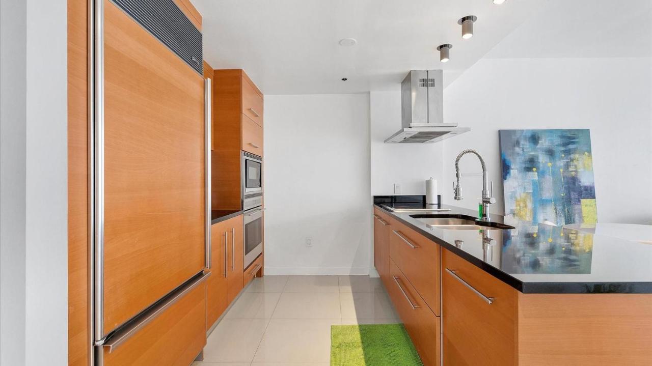 Views At Icon Brickell Apartment Miami