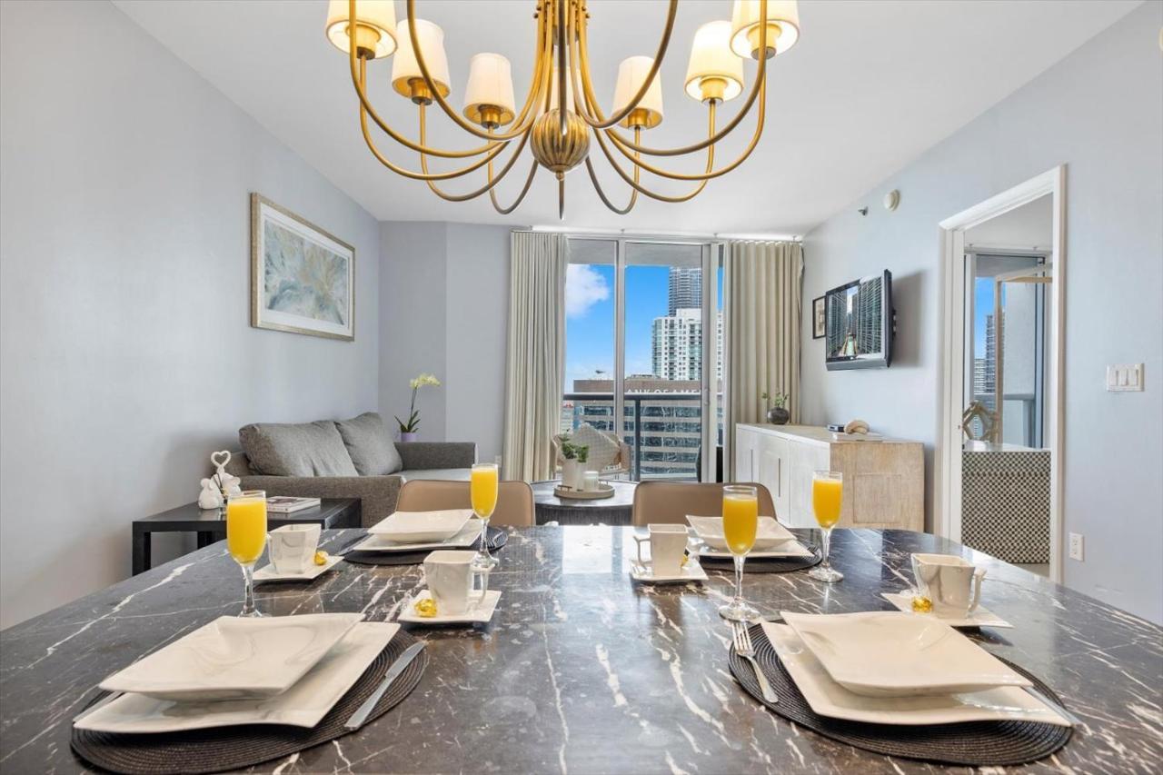 Special Offer At Icon Brickell With Ocean View Apartment *