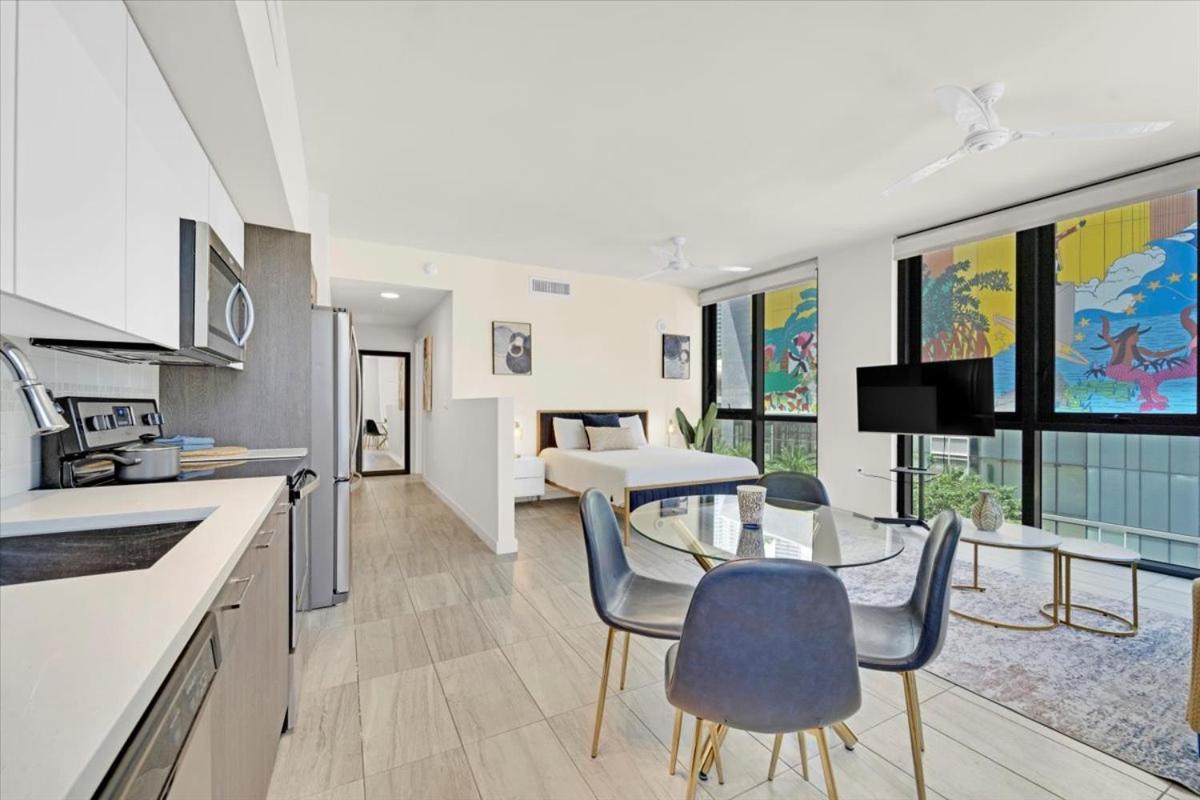 Devereaux Luxury One-bedroom And Apartment