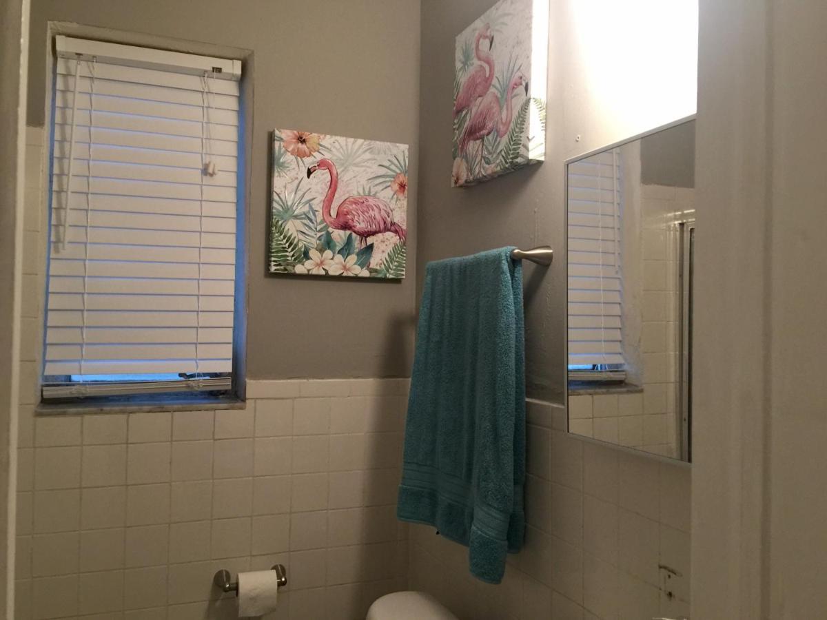 Apartment Comfy 1br W/free Parking & Wifi