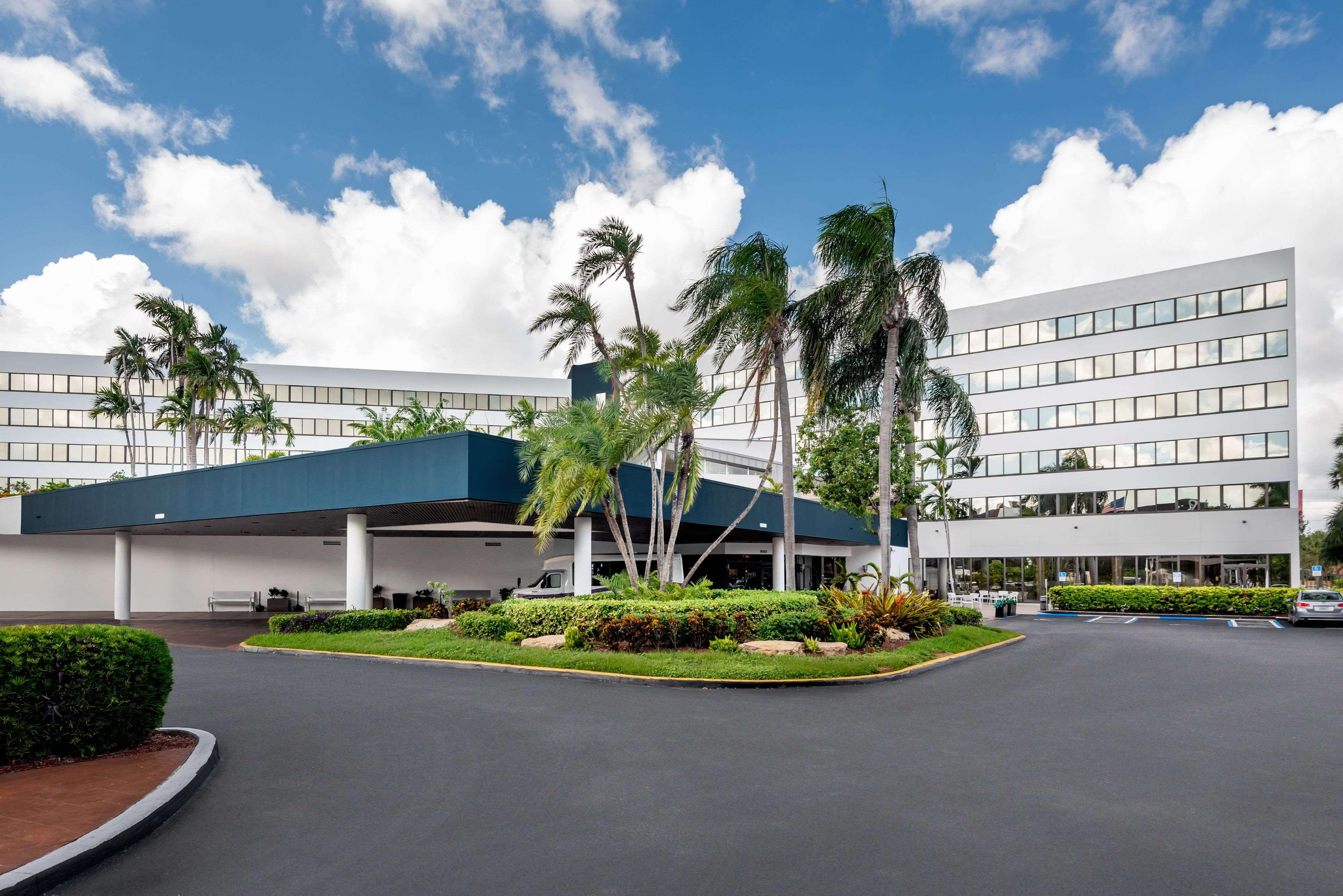 Sonesta Airport 4* Miami