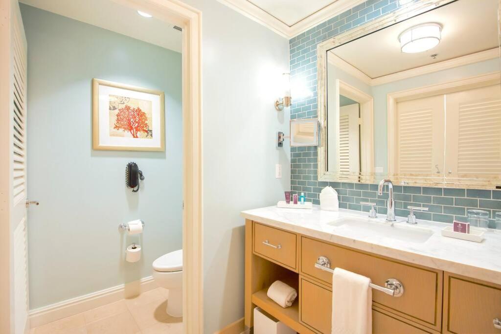 Stunning Located At The Ritz Carlton-key Biscayne Holiday home