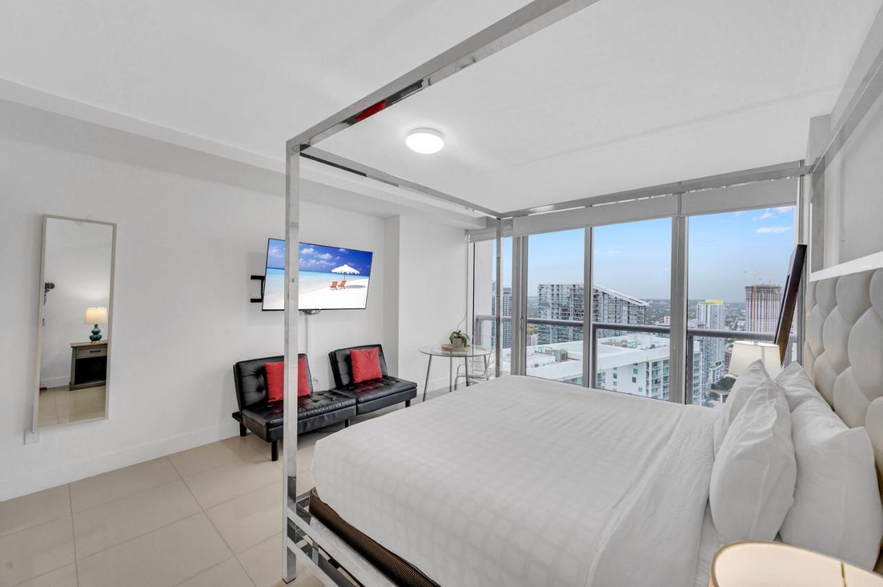 Highest Floor Icon W Brickell Location * Miami