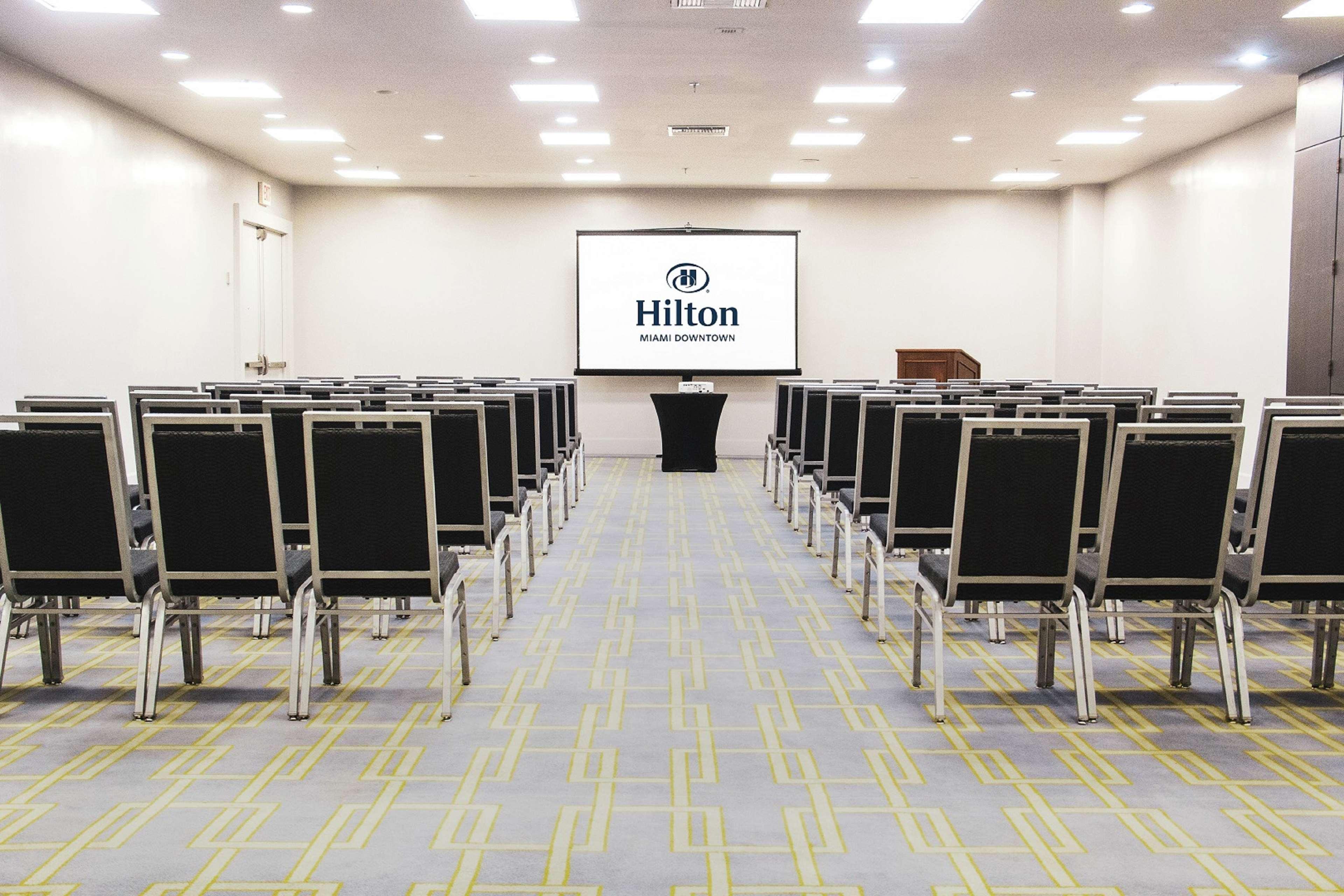 Hotel Hilton Downtown 4*