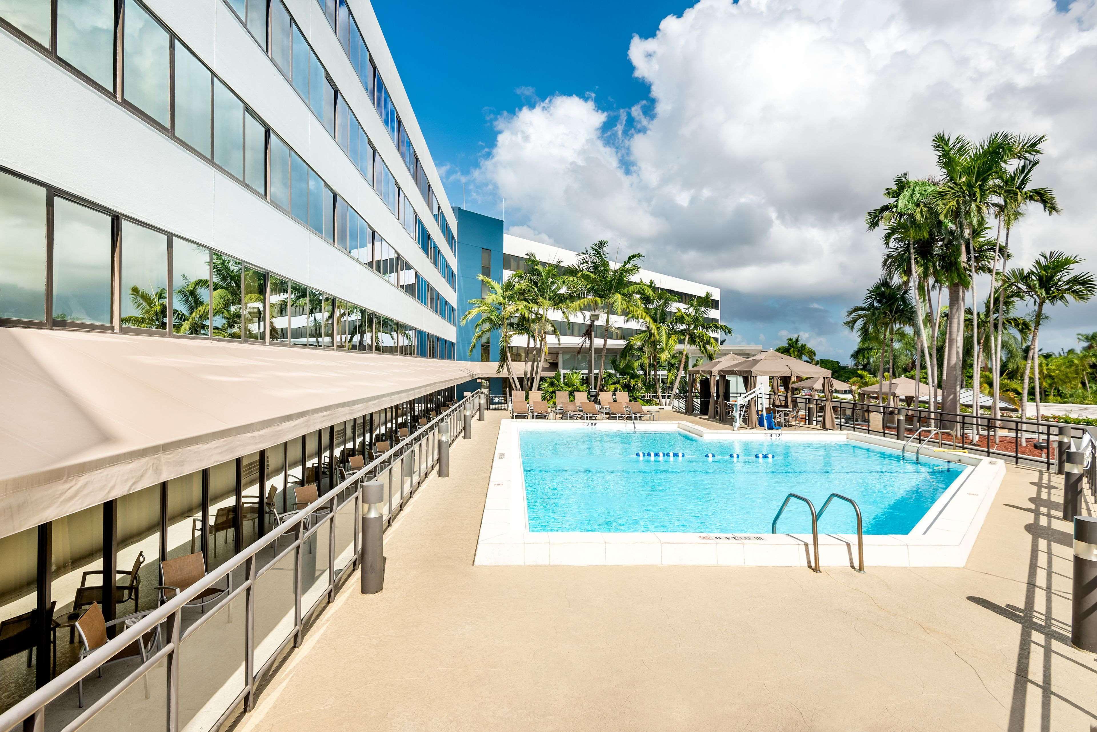 Hotel Sonesta Airport 4*