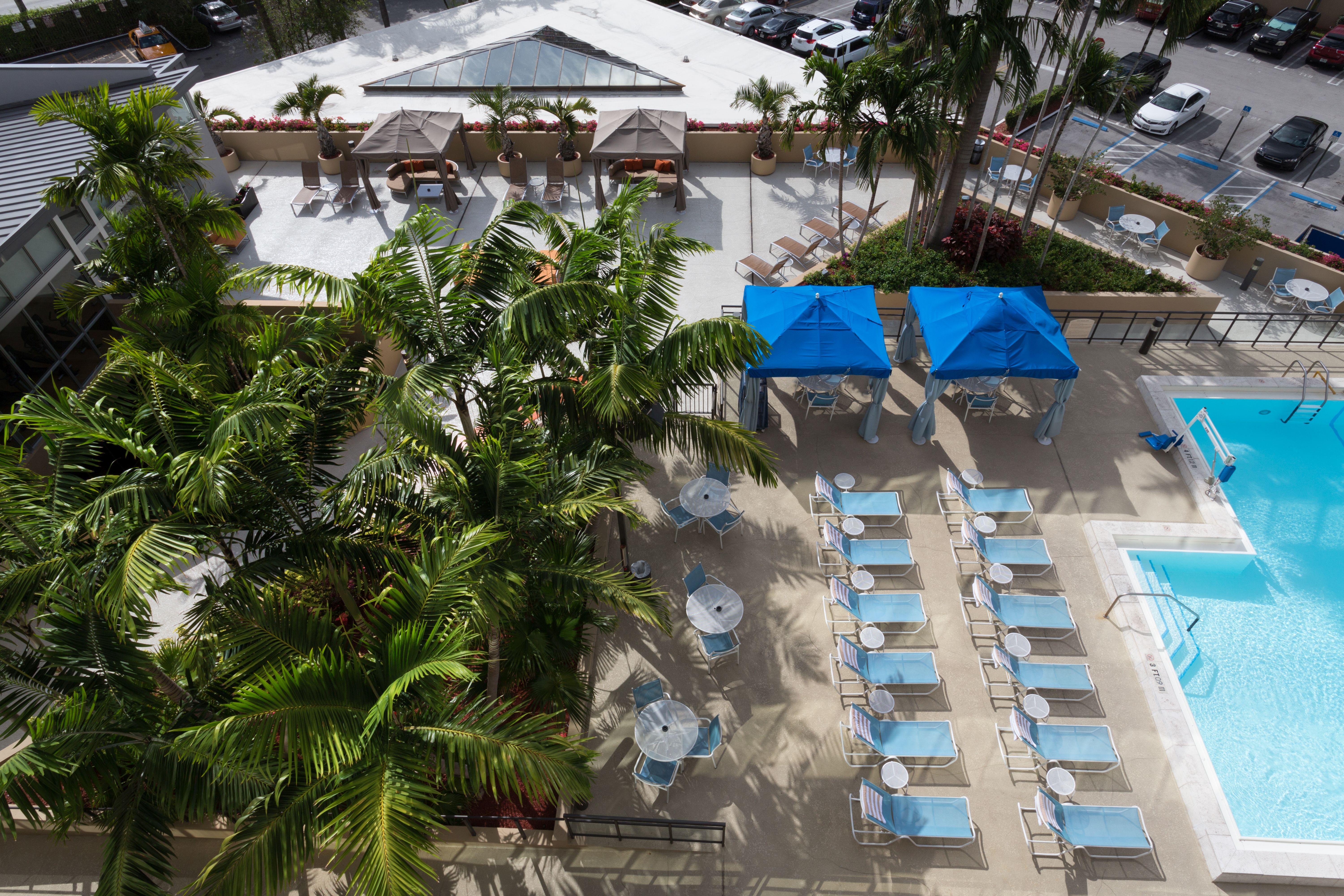 Sonesta Airport Hotel 4*