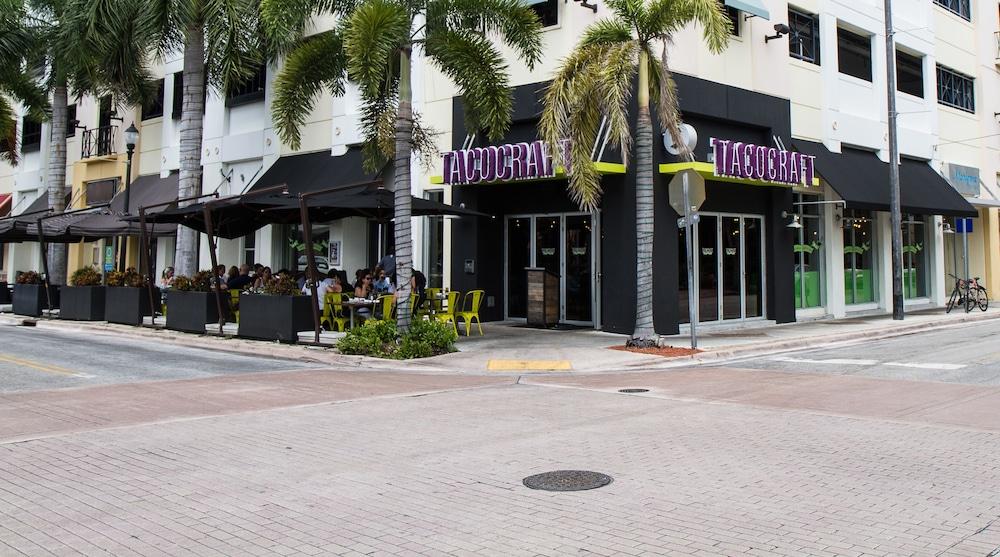 Rodeway South - Coral Gables Inn