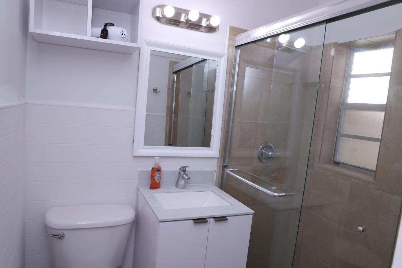 Douglas Rd Apartment