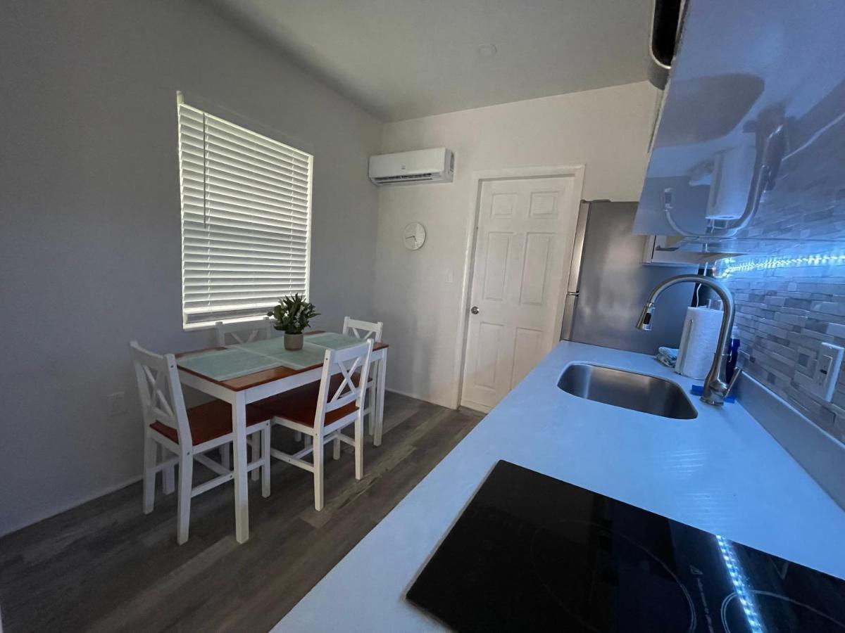 Douglas Rd Apartment *