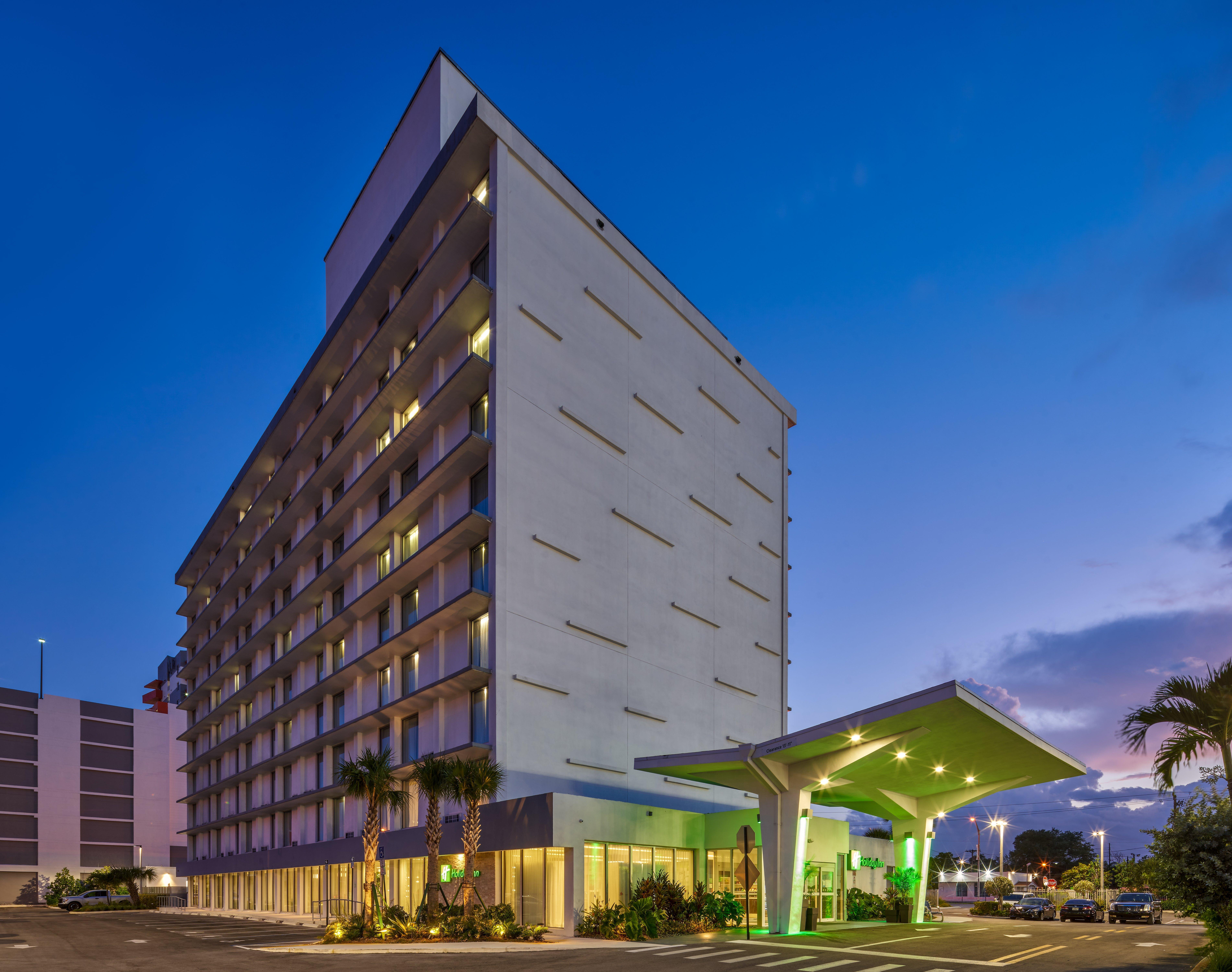 Hotel Doubletree By Hilton North I-95 Miami
