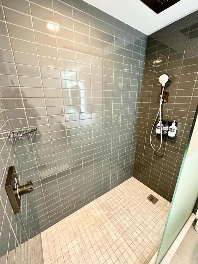 22nd Floor 1br Yotelpad Downtown Pool And Gym Miami