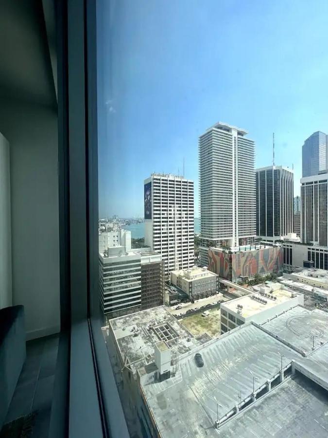 22nd Floor 1br Yotelpad Downtown Pool And Gym Apartment *