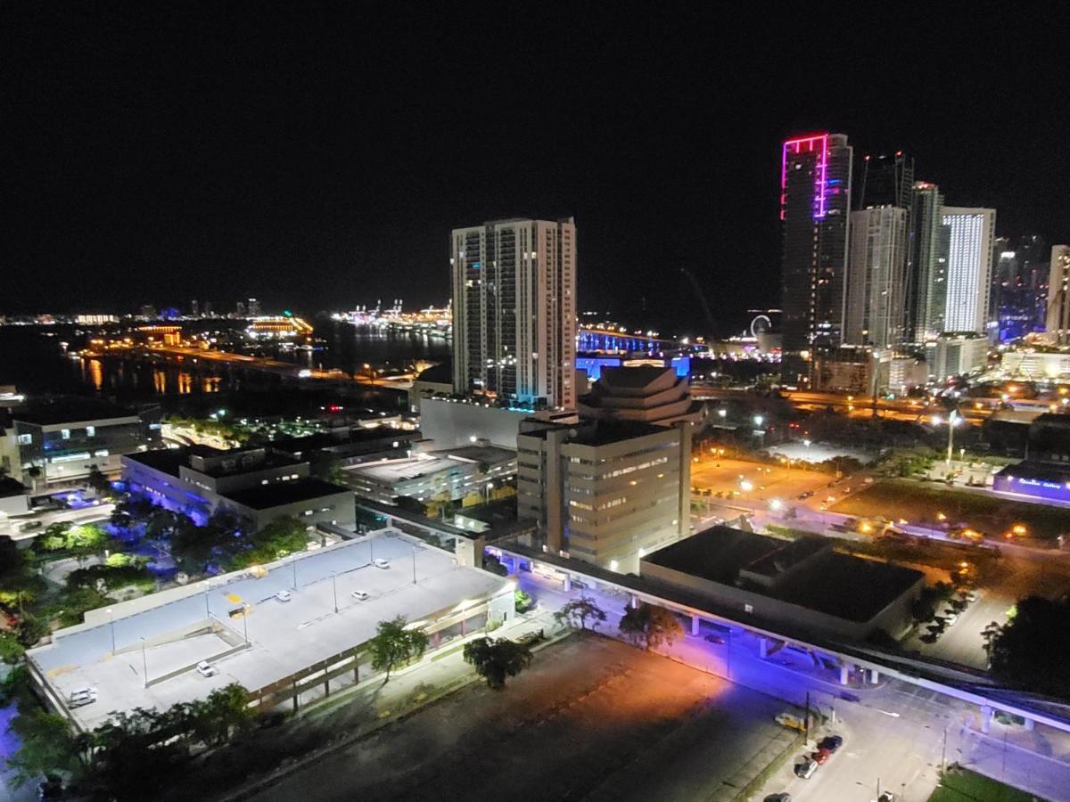 Canvas Miami