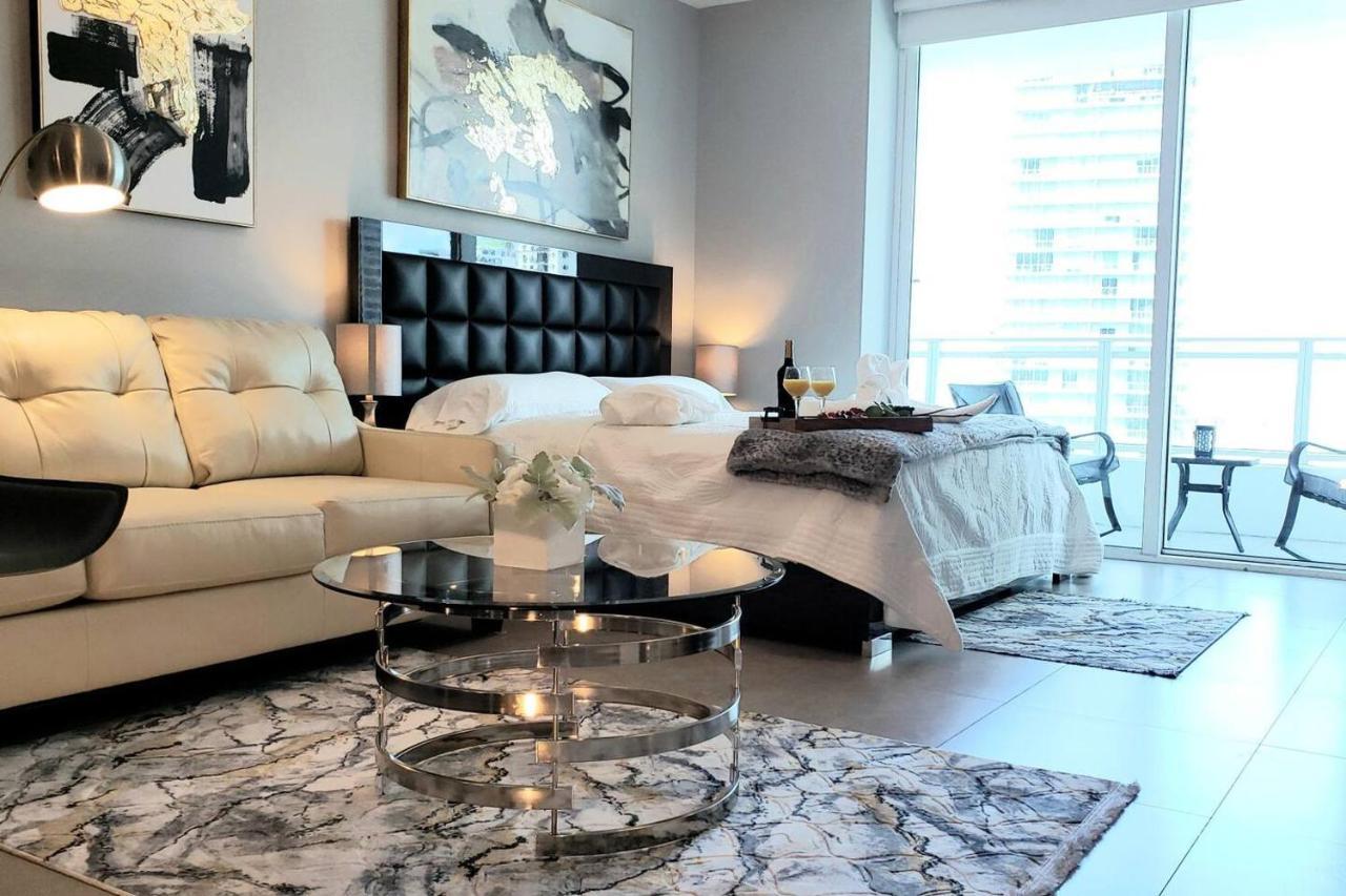Amazing Located In Upscale-prime Location. Walking Distance To Restaurant Apartment Miami