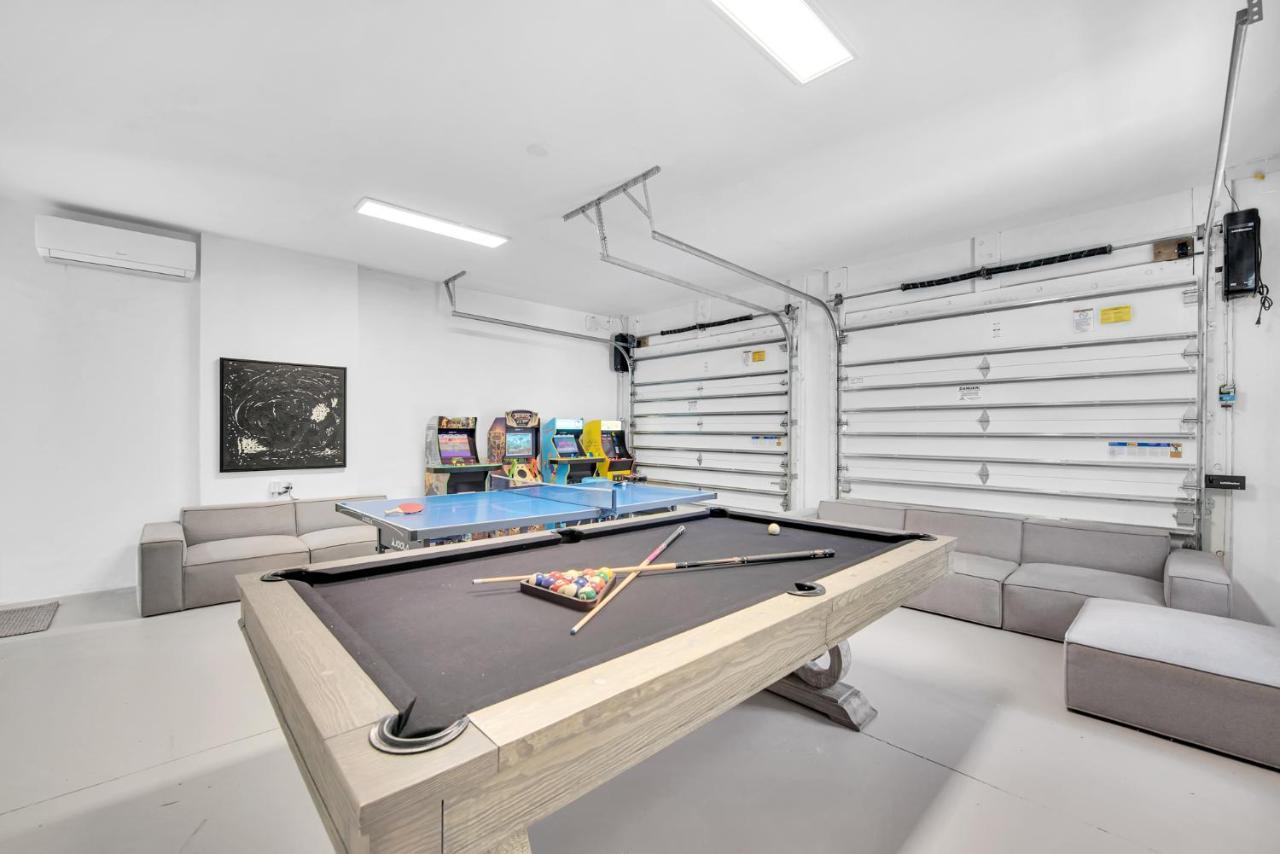 In Coral Gables With Pool Jacuzzi Game Holiday home Miami