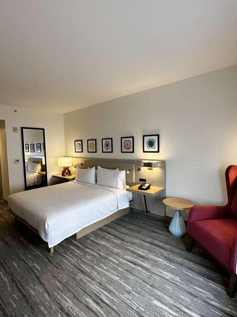 Hilton Garden Airport West Miami