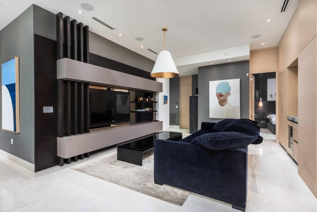 In The Design District With Heated Pool Sleeps 10 * Miami