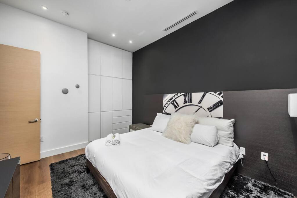 In The Design District With Heated Pool Sleeps 10