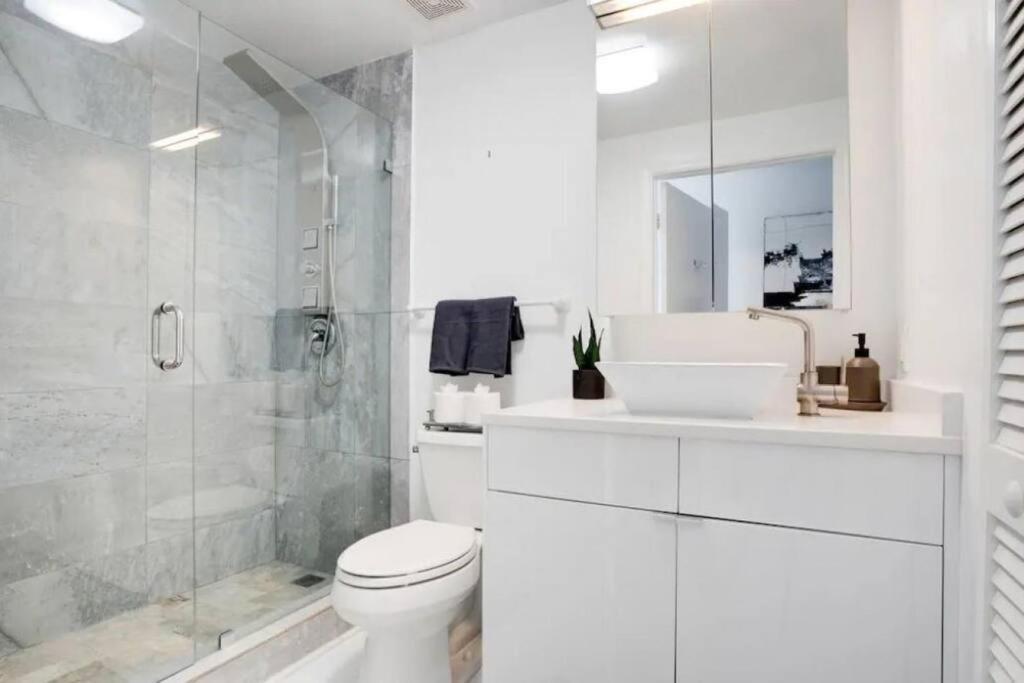 Apartment Chic Penthouse: 3br X Pool X Gym X 2 Parking Spots *