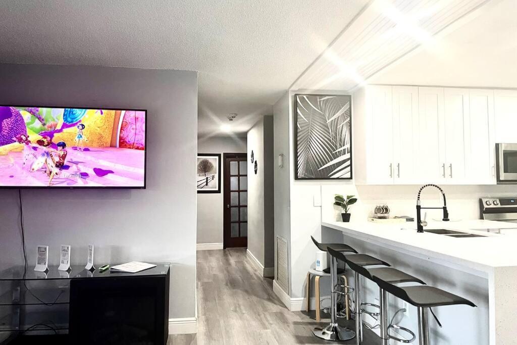 Super Close Beach, Airport, Port, Downtown, Wynwood
