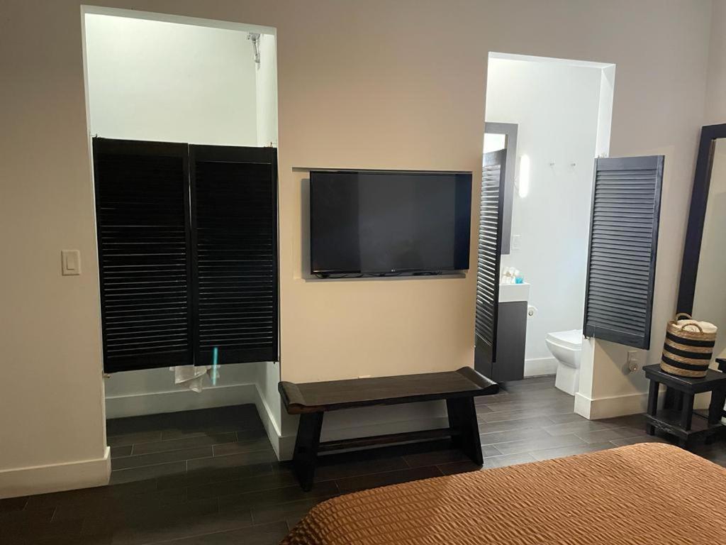 Vive Zen Queen Apartment *