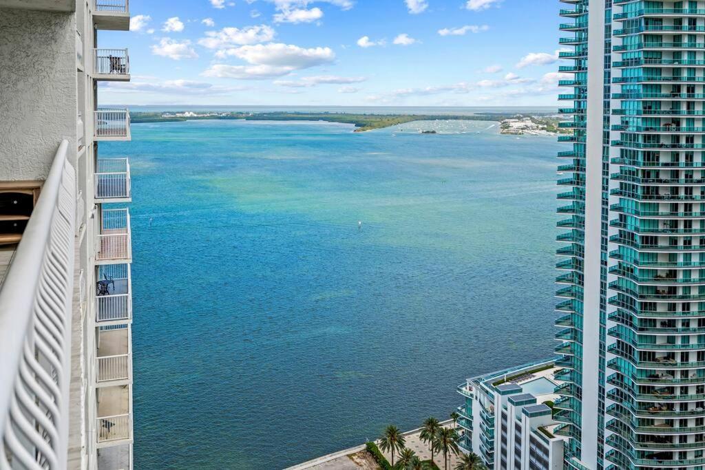 Apartment Unit With Ocean & View Club At Brickell Bay