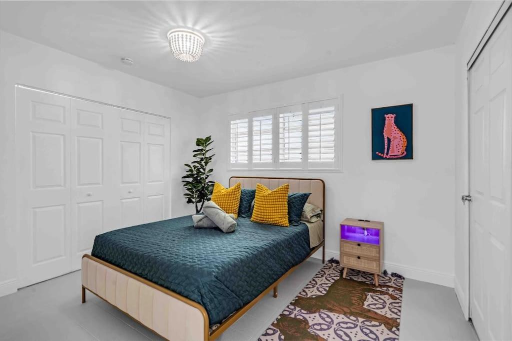 Luxury Miami Home! Next To Miami Beach & Airport
