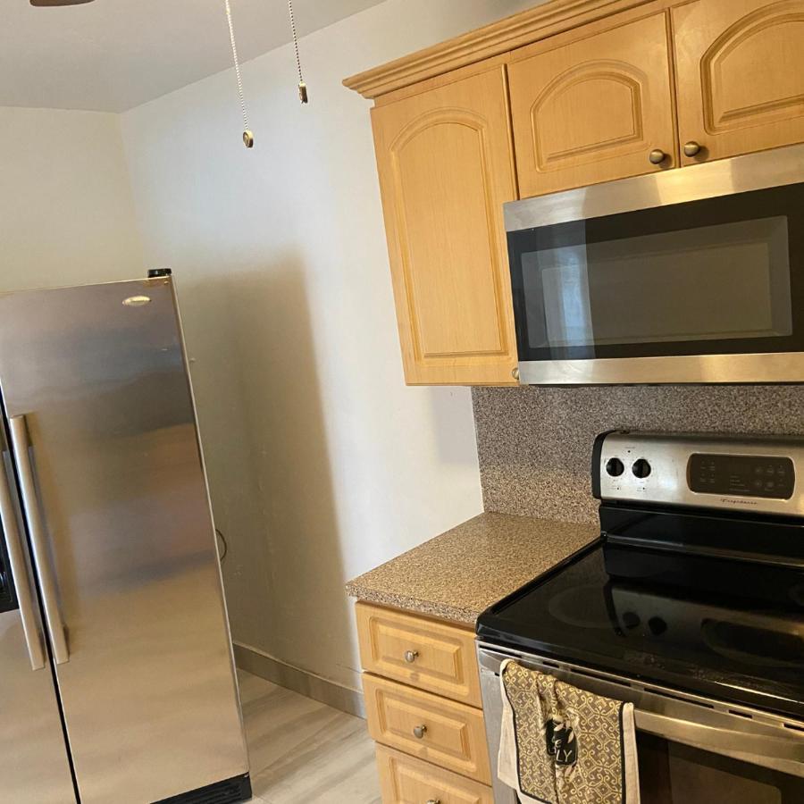 Eco Shared Paradise Bed & Breakfast Miami