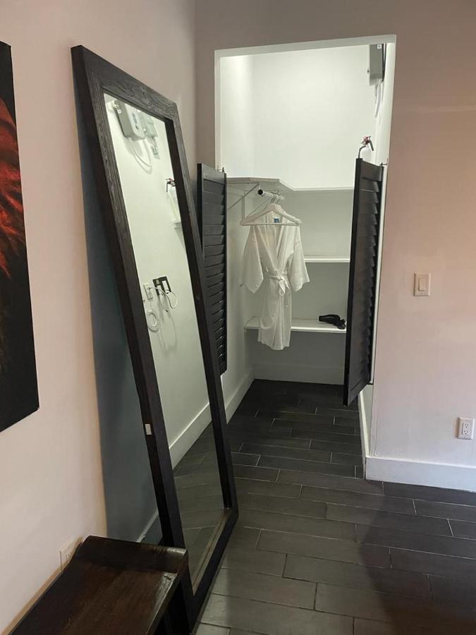 Vive Zen Master For 4 Guests Miami